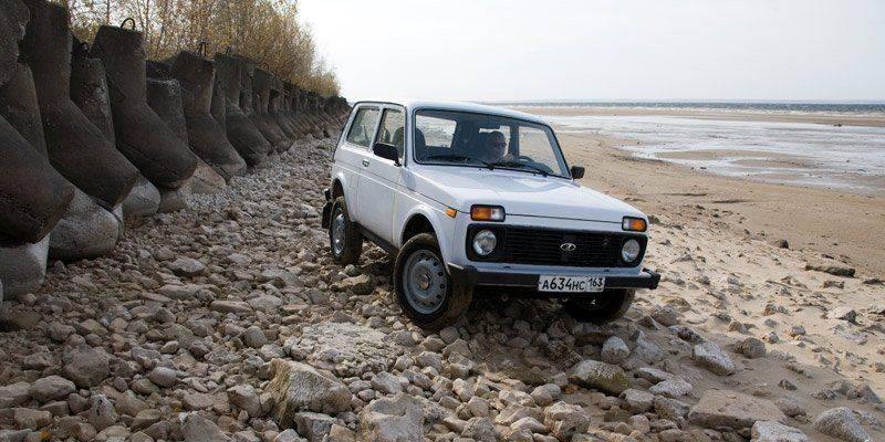 Lada 4x4 3 dv.